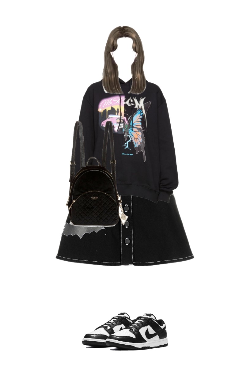 Combyne
            outfit