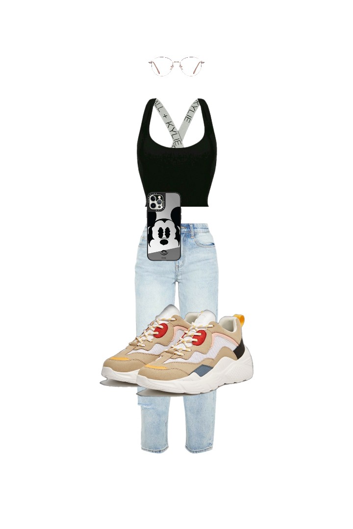 Combyne
            outfit