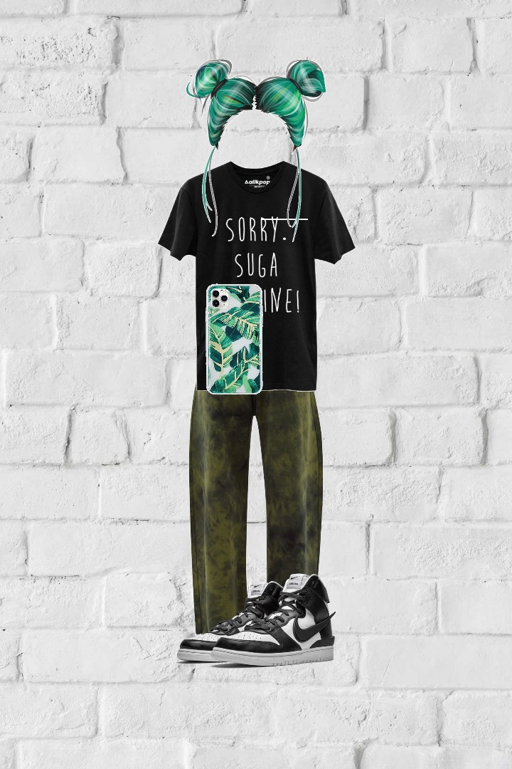 Combyne
            outfit