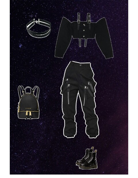 Combyne
            outfit