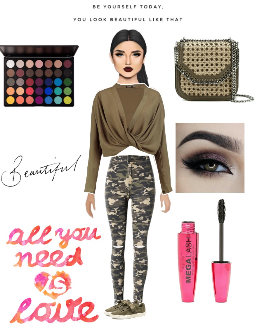 Combyne
            outfit