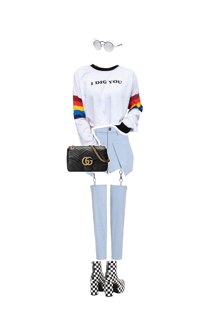 Combyne
            outfit