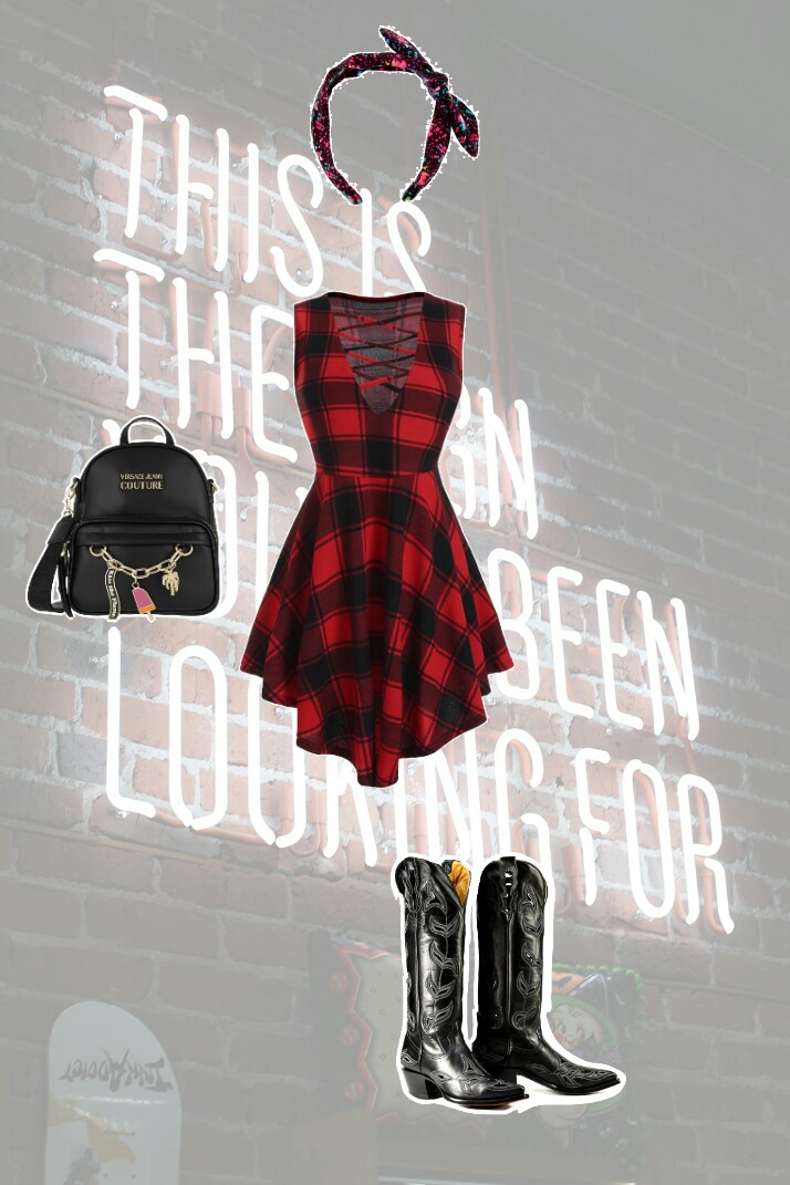 Combyne
            outfit