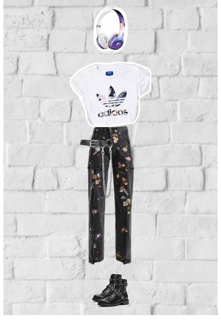 Combyne
            outfit