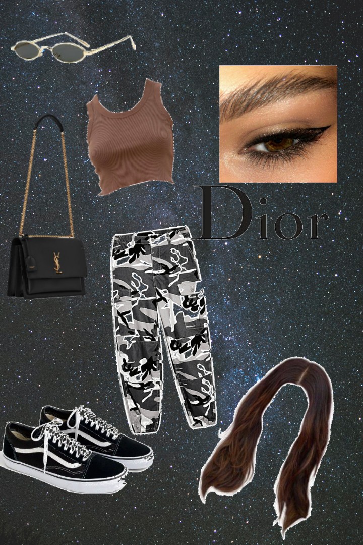 Combyne
            outfit