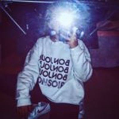 user
      avatar