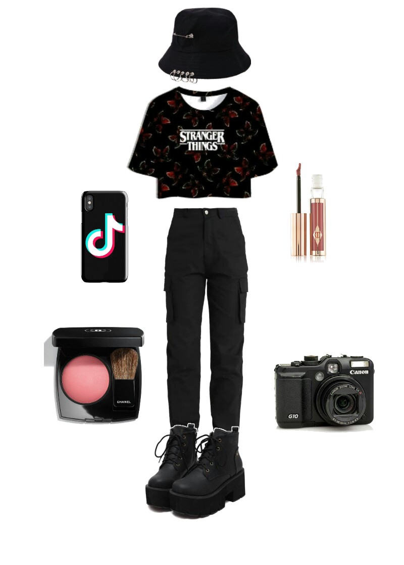 Combyne
            outfit