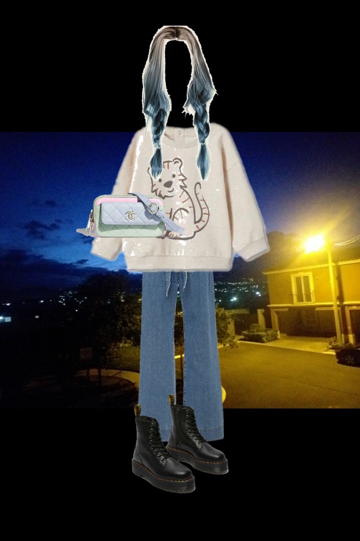 Combyne
            outfit