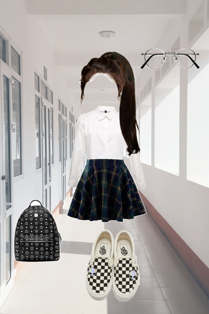 Combyne
            outfit