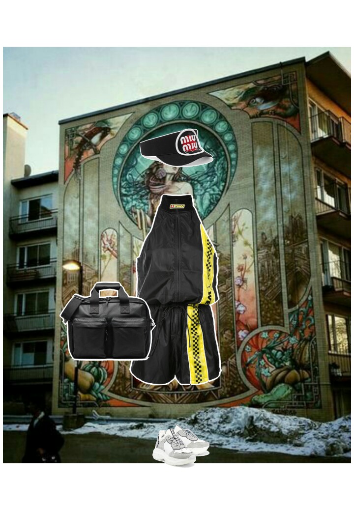 Combyne
            outfit
