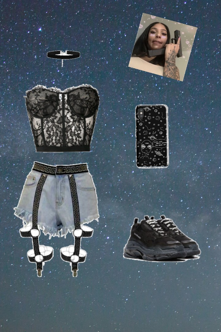 Combyne
            outfit